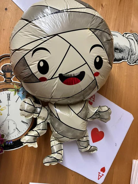 kid mummy foil balloon